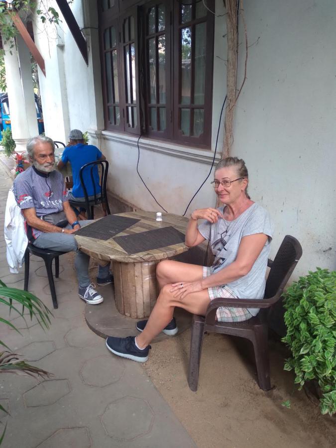 Bluray Beach Apartment Negombo Luaran gambar