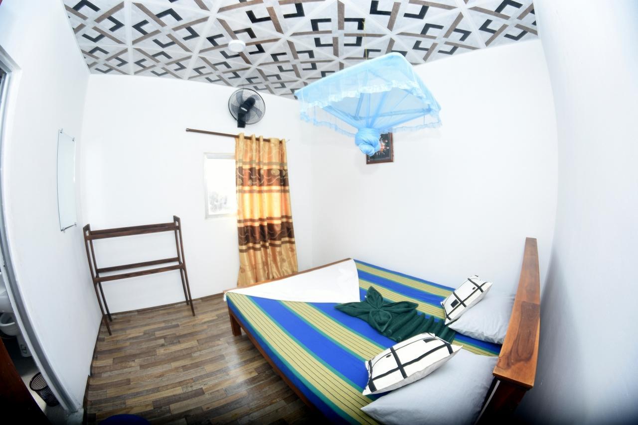 Bluray Beach Apartment Negombo Luaran gambar