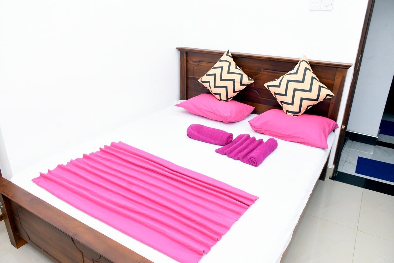 Bluray Beach Apartment Negombo Luaran gambar